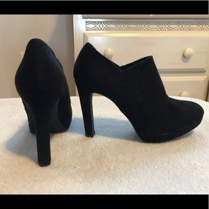 Black heels